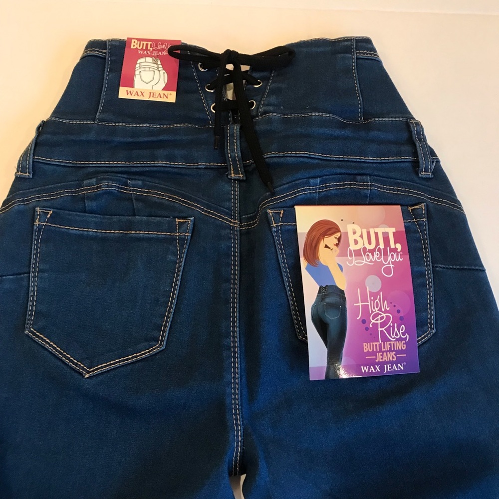 ๐ BUTT LIFTING JEANS - Picture 8 of 9